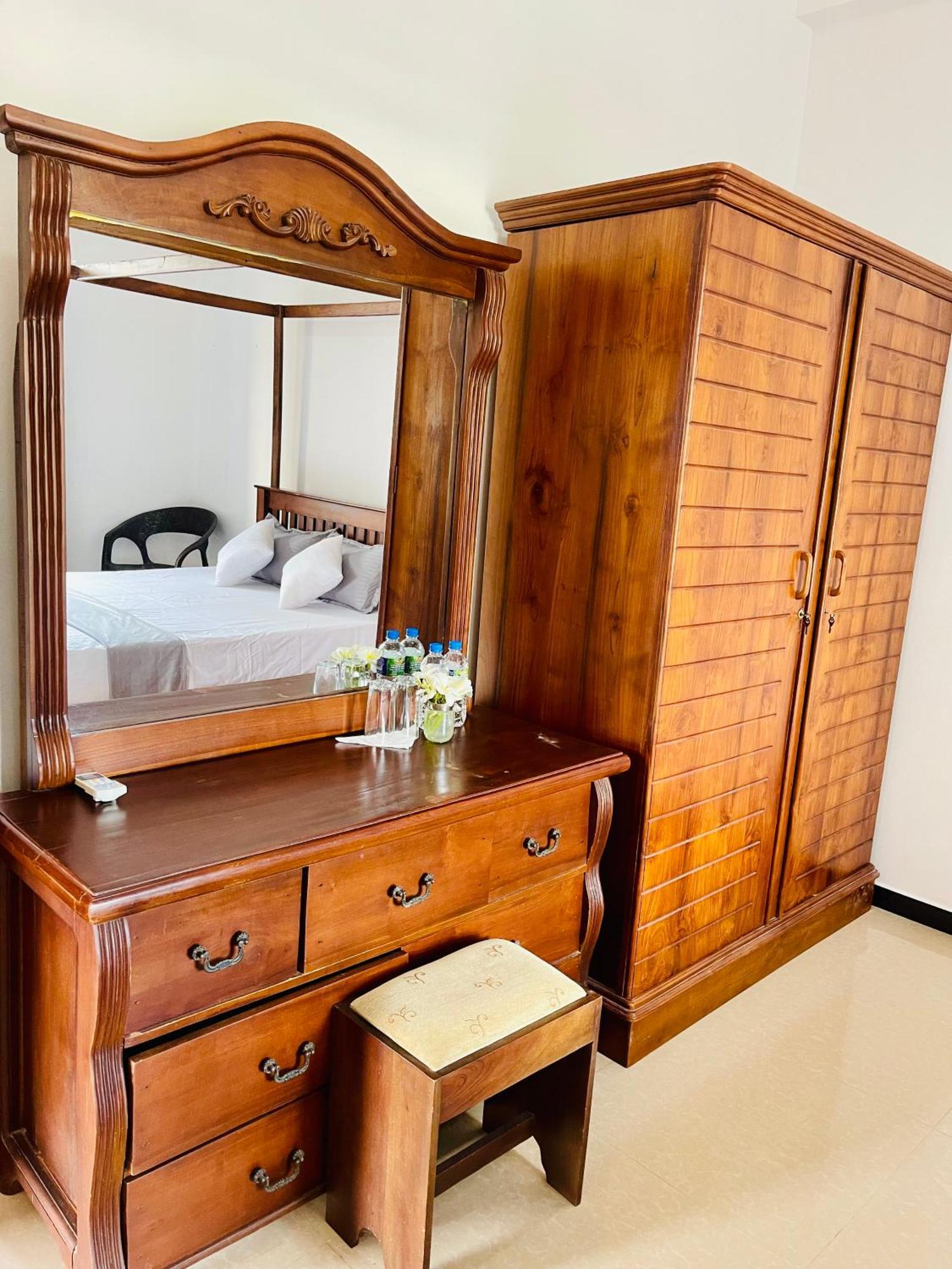 נגומבו Sand & Surf Guest House מראה חיצוני תמונה