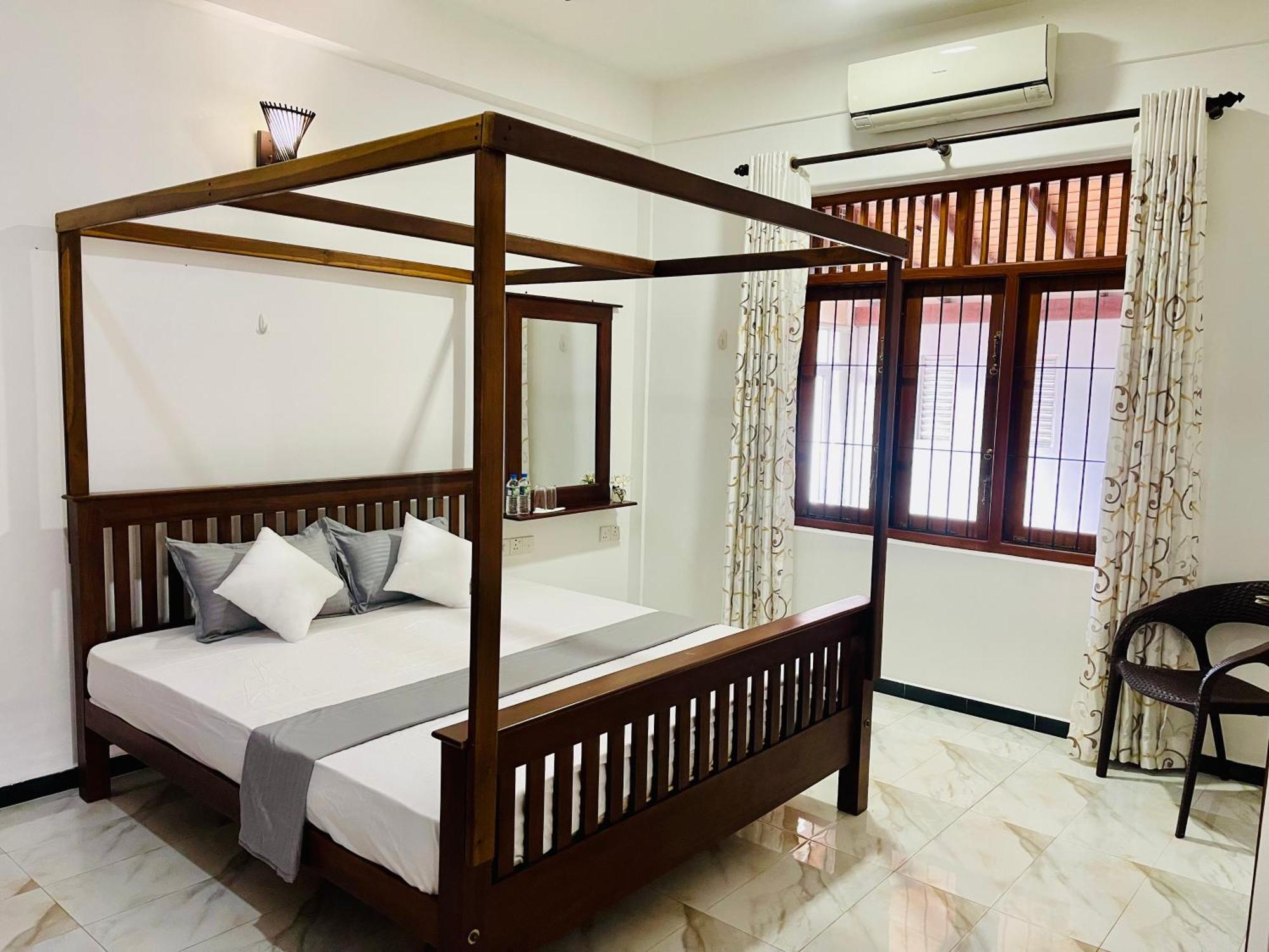 נגומבו Sand & Surf Guest House מראה חיצוני תמונה