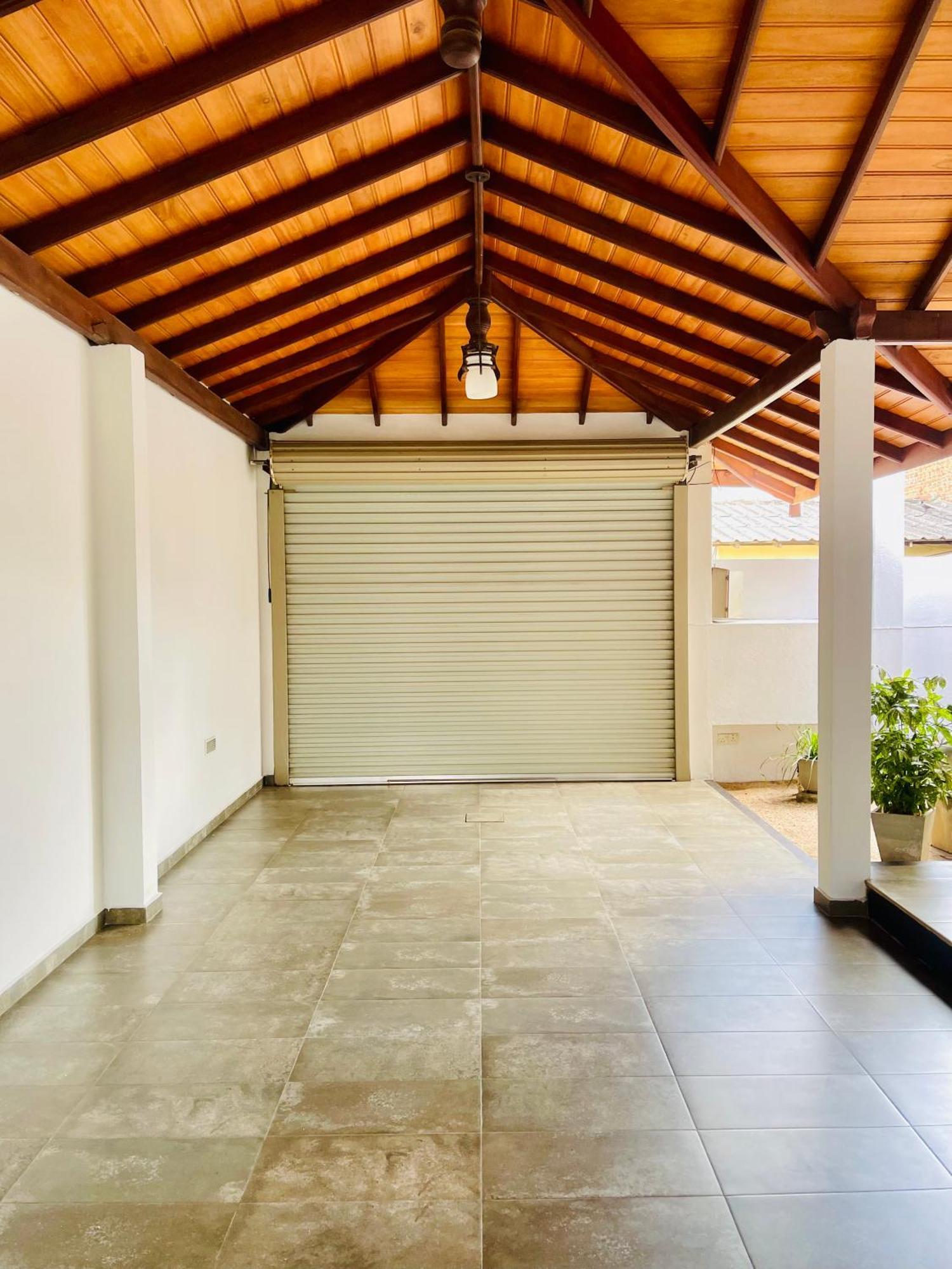 נגומבו Sand & Surf Guest House מראה חיצוני תמונה
