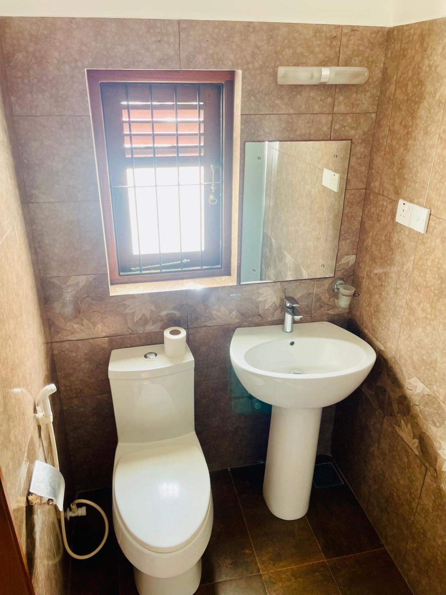 נגומבו Sand & Surf Guest House מראה חיצוני תמונה