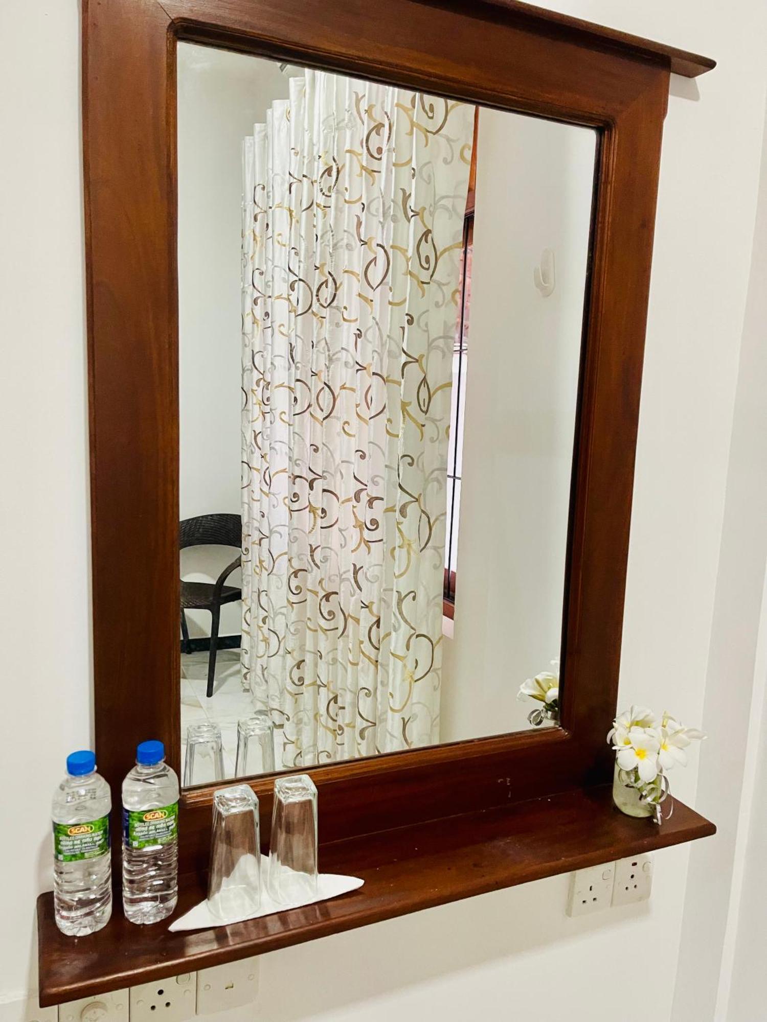 נגומבו Sand & Surf Guest House מראה חיצוני תמונה