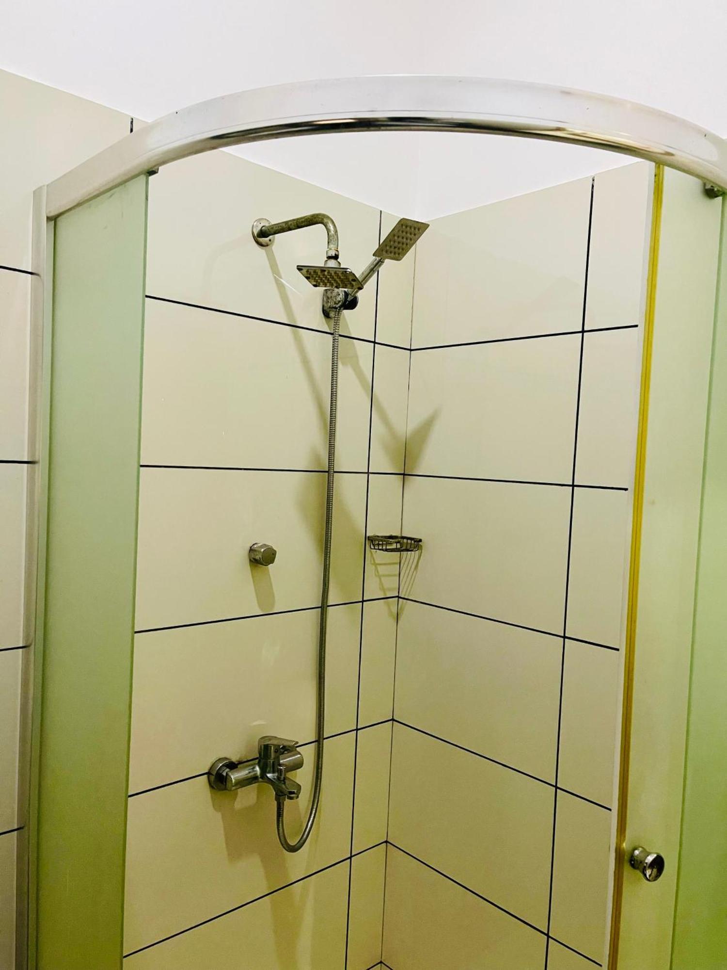 נגומבו Sand & Surf Guest House מראה חיצוני תמונה