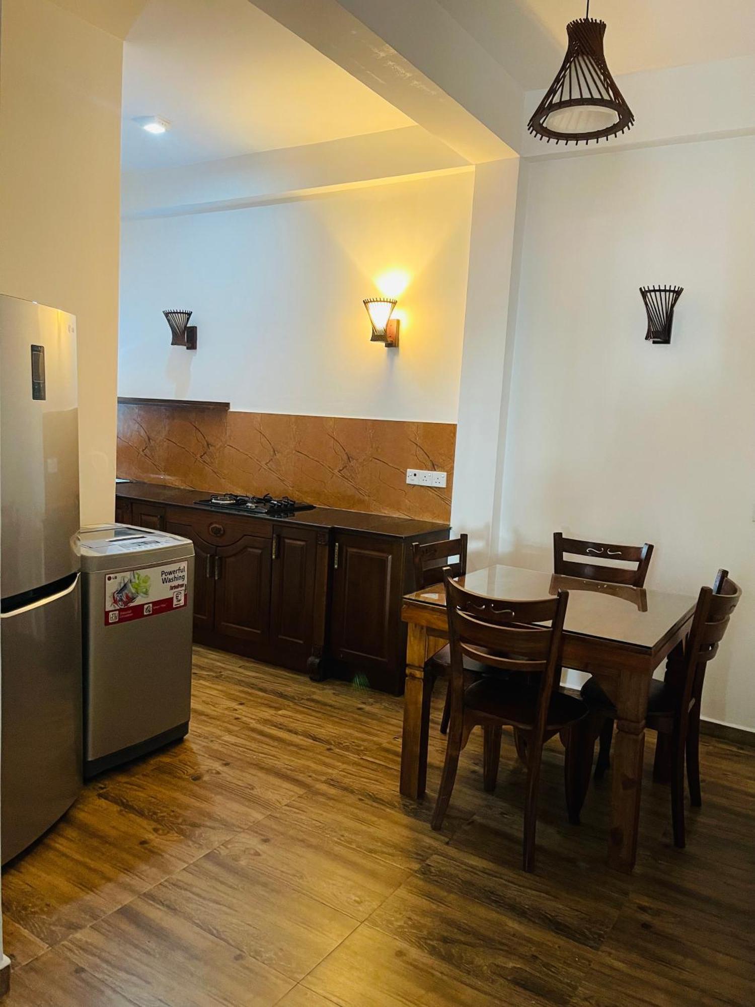 נגומבו Sand & Surf Guest House מראה חיצוני תמונה